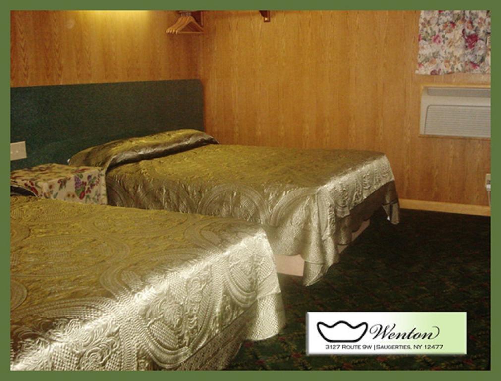 Wenton Motel Saugerties Room photo