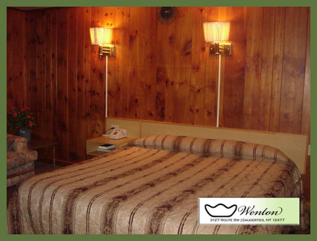 Wenton Motel Saugerties Room photo